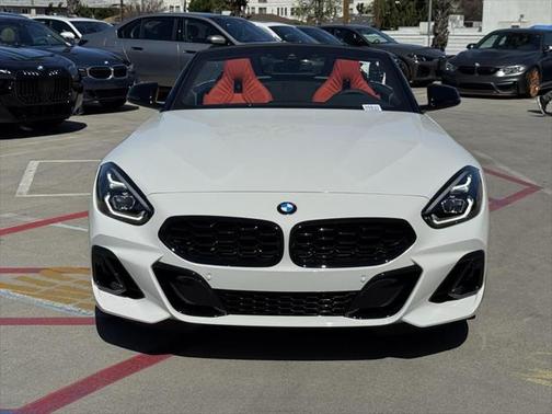2025 BMW Z4 sDrive30i