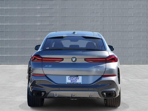 2026 BMW X6 xDrive40i