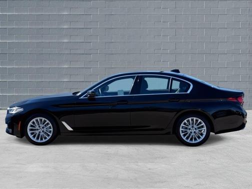 2023 BMW 530 i