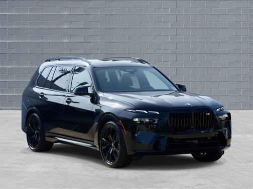 2026 BMW X7 M60i