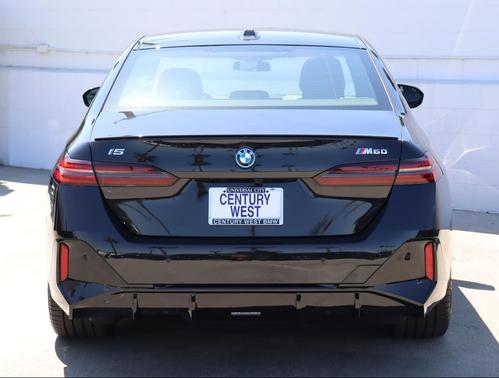2025 BMW i5 M60