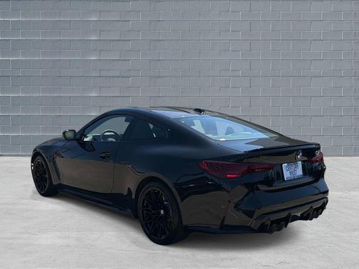 Black Sapphire Metallic 2026 BMW M4 Competition