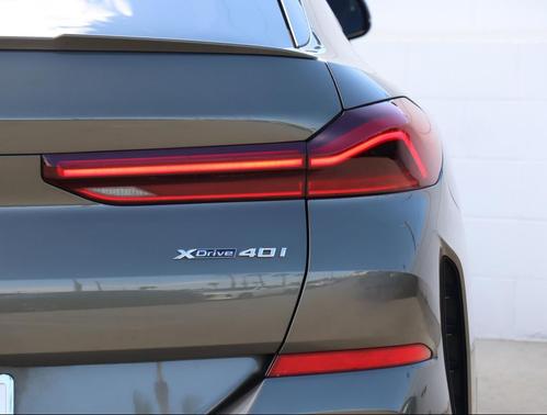 2023 BMW X6 xDrive40i