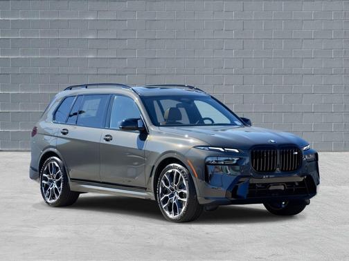 2026 BMW X7 M60i