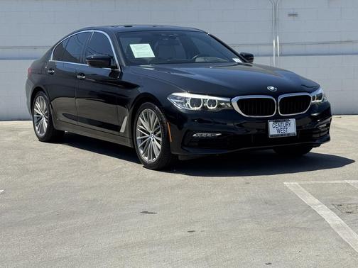 2018 BMW 530 530i