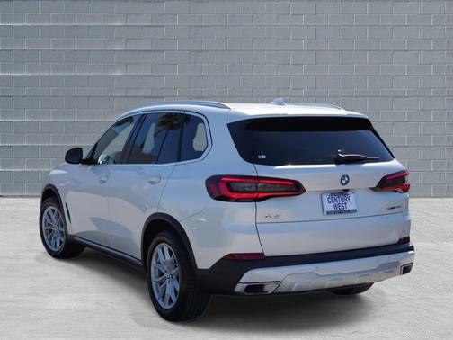 2023 BMW X5 sDrive40i