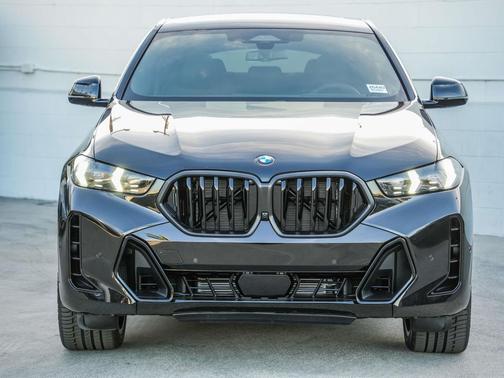 2026 BMW X6 xDrive40i
