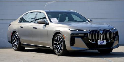 2025 BMW 740 740i Sedan