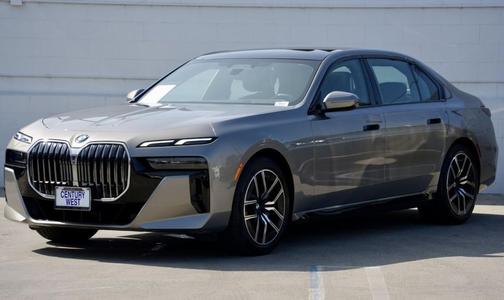 2025 BMW 740 740i Sedan