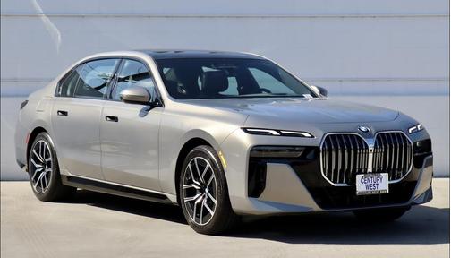 2025 BMW 740 740i Sedan