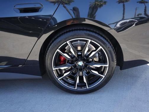 Black Sapphire Metallic 2026 BMW i4 Gran Coupe M60