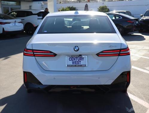 2025 BMW 530 i