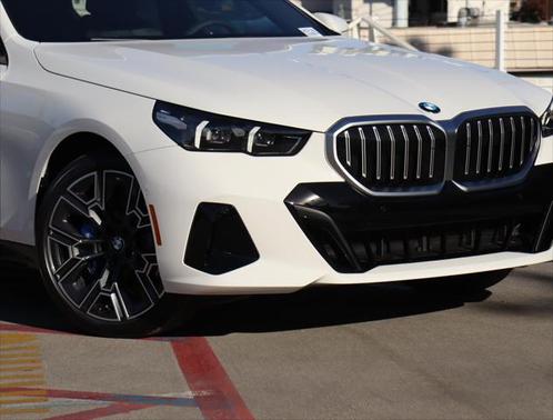 2025 BMW 530 i