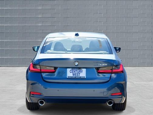 2026 BMW 330 330i