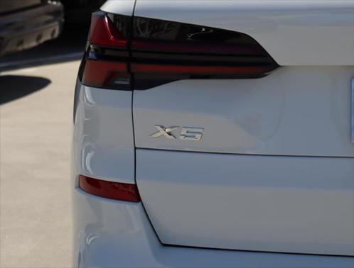2025 BMW X5 sDrive40i