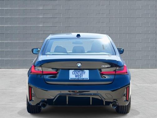 2026 BMW 330 330i