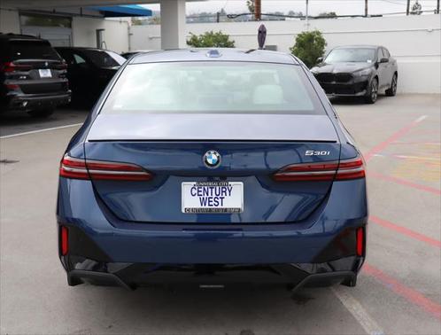 2025 BMW 530 i