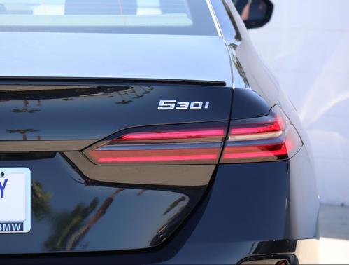 2026 BMW 530 i