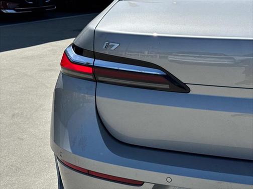 2024 BMW i7 eDrive50