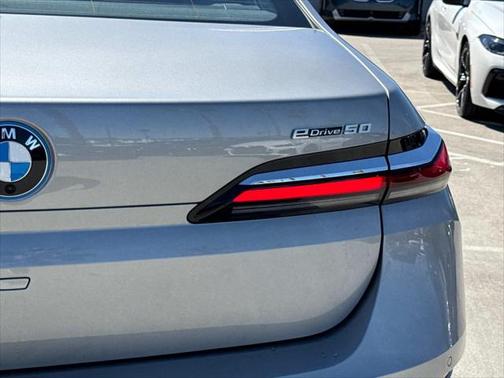 2024 BMW i7 eDrive50