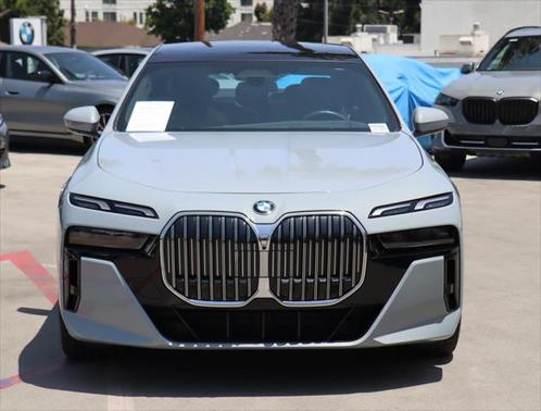2024 BMW 740 i