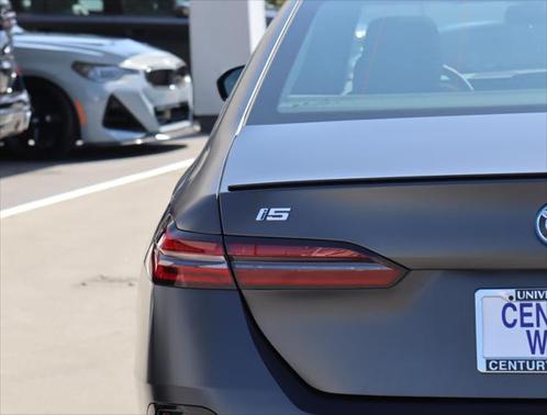 2026 BMW i5 eDrive40