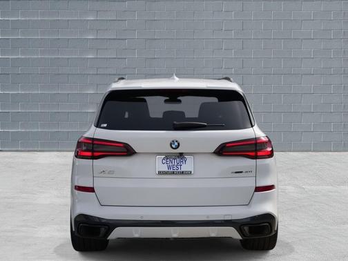 2023 BMW X5 sDrive40i