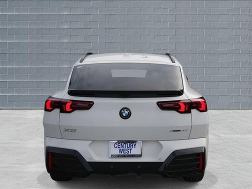2026 BMW X2 xDrive28i