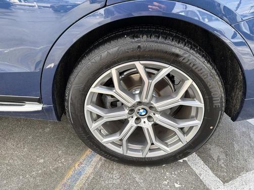 2020 BMW X7 xDrive40i