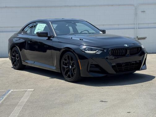 2025 BMW 230 i