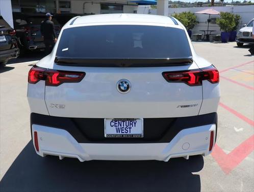 2025 BMW X2 xDrive28i