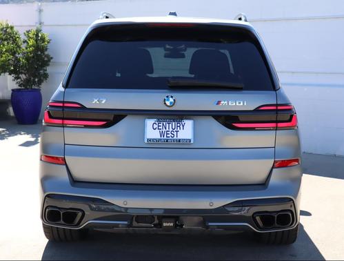 2024 BMW X7 M60i