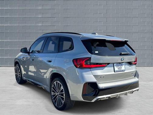 Space Silver Metallic 2023 BMW X1 xDrive28i