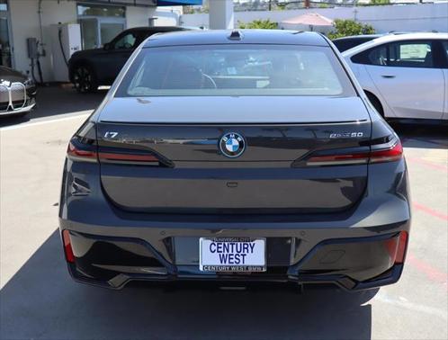 2025 BMW i7 eDrive50