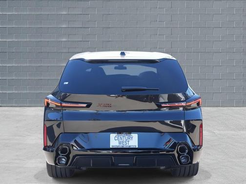2026 BMW XM Label