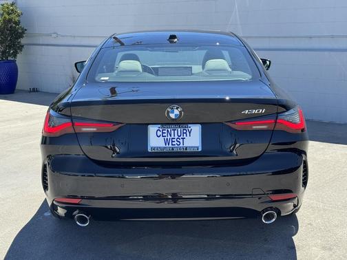 2026 BMW 430 i
