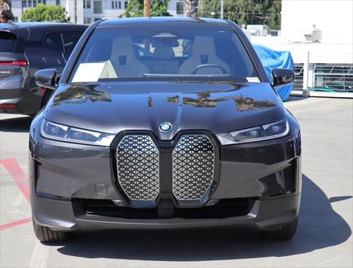 2025 BMW iX xDrive50