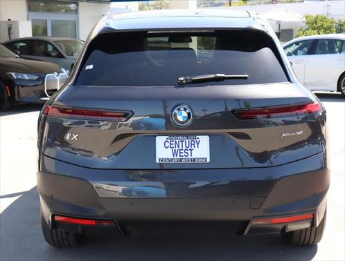2025 BMW iX xDrive50