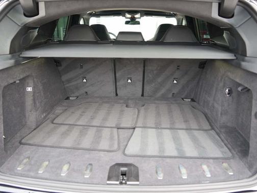 2025 BMW XM Label Red