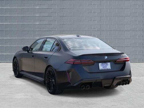 2026 BMW M5 Base