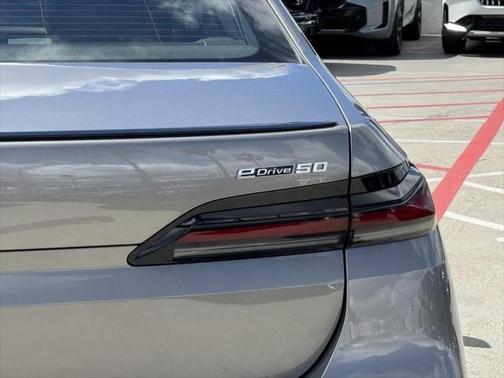 2025 BMW i7 eDrive50