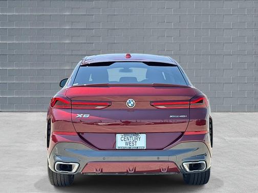 2025 BMW X6 xDrive40i