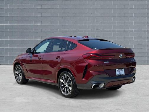 2025 BMW X6 xDrive40i