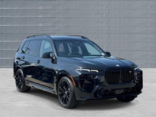 Black Sapphire Metallic 2027 BMW X7 M60i