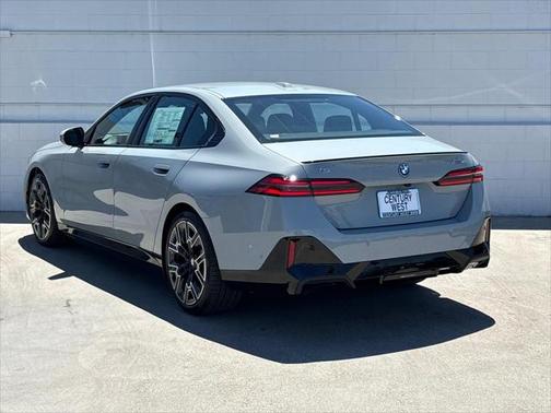 2026 BMW i5 eDrive40