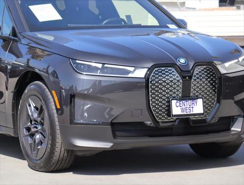 2025 BMW iX xDrive50