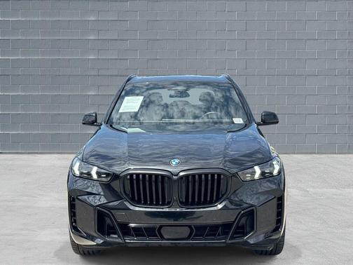 Black Sapphire Metallic 2025 BMW X5 sDrive40i