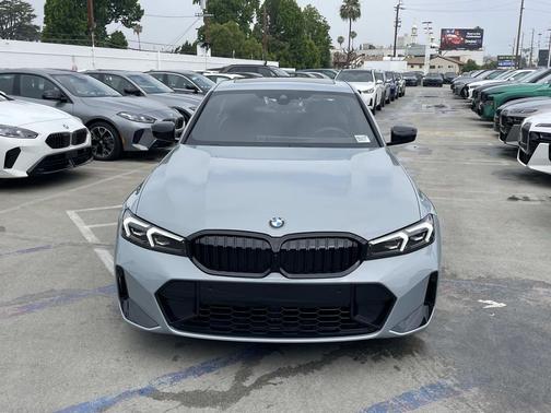 Brooklyn Grey Metallic 2026 BMW 330 i