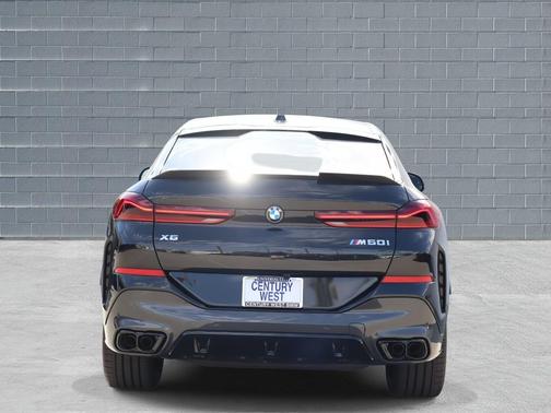 2026 BMW X6 M60i