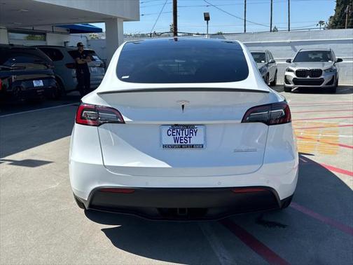 2022 Tesla Model Y Performance Dual Motor All-Wheel Drive